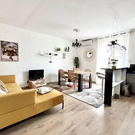 Very Nice 55m In The Heart Of Saint-raphael * Saint-Raphaël
