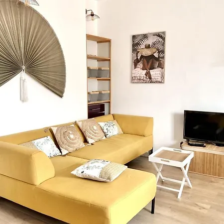 Apartment Very Nice 55m In The Heart Of Saint-raphael Saint-Raphael (Var)