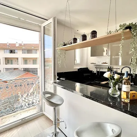 Very Nice 55m In The Heart Of Saint-raphael Saint-Raphael (Var)